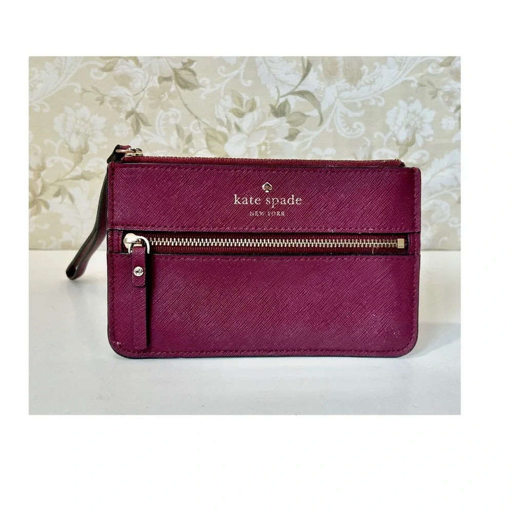 Kate Spade Burgundy Wristlet - Picture 1 of 3